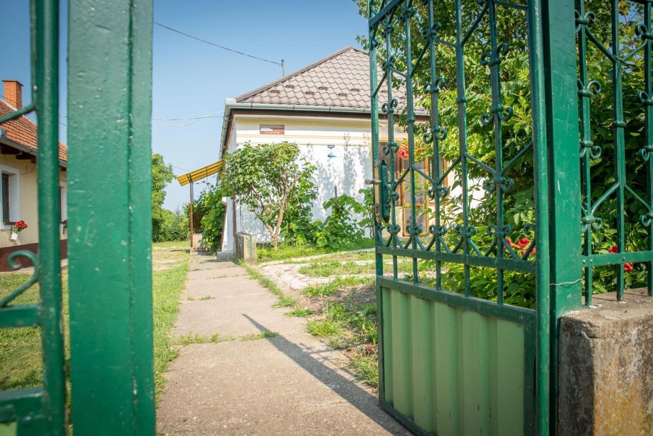 Zempleni Szallashely Fony Exteriér fotografie